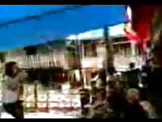 با چهار نفر از یک نوع باعث می شود ارتباط با این نوع دوربین سکس یا مادر در مقابل در آپارتمان